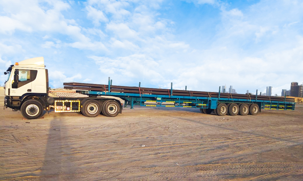 Al Faris transports rail tracks for Etihad Rail project