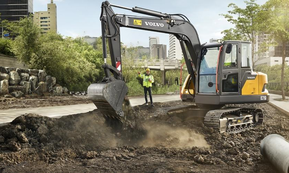Volvo launches EC75D compact excavator in the Middle East